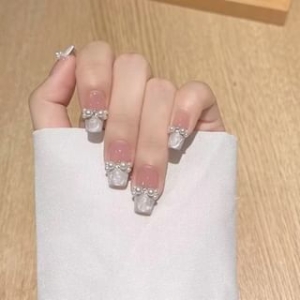 Ginevole - Faux Pearl Press On Nail