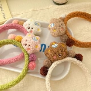 Phrikia - Bear Face Wash Headband