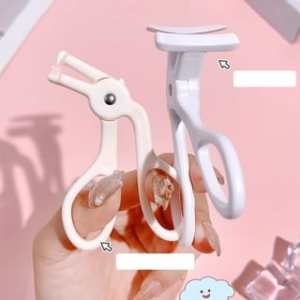 Beauty Artisan - Plastic Eyelash Curler / Set