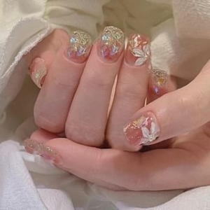 Pristella - Floral Embellished Press On Nail