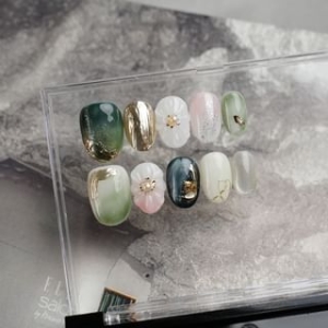 Octrouge - Floral Faux Pearl Press On Nail