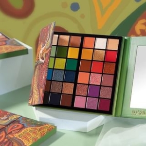 IMAGIC - Dual-Folded Tarot Chalice 36 Color Eyeshadow Palette - 8g