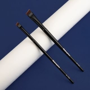 Hepius - Angled Eyeliner Makeup Brush / Eyebrow Makeup Brush