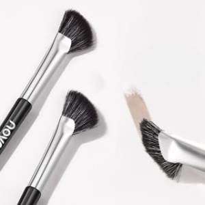 NOVO - Half Moon Nose Contour Brush