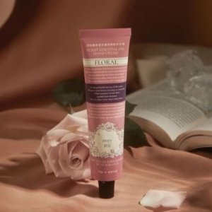 roopy - Poetic Series Floral Plant Essential Oil Hand Cream - Rose of June - 75g