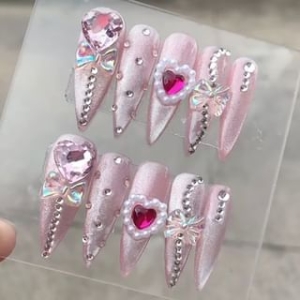 Monoe - Heart Rhinestone Press On Nail