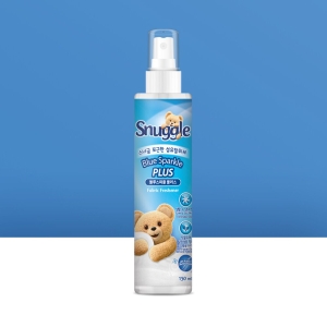 Snuggle Fabric Freshener Blue Sparkle Plus 150mL