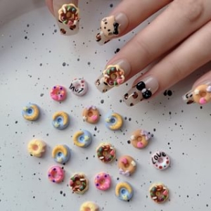 Padoma - Set of 10: Donut Nail Art Decoration