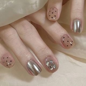 Cutip Nails - Rhinestone Metallic Press On Nail