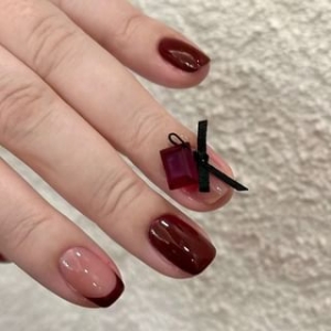 Cutip Nails - Ribbon Faux Crystal Press On Nail